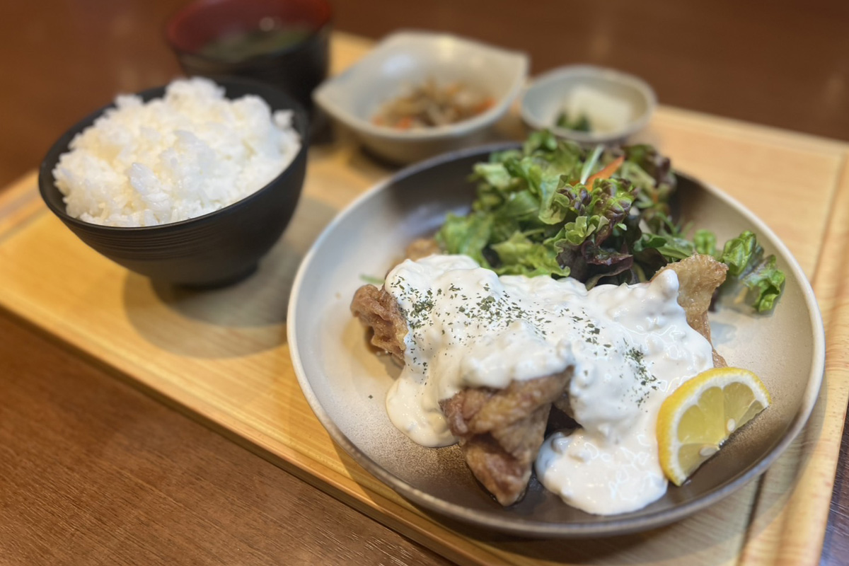 チキン南蛮定食の画像